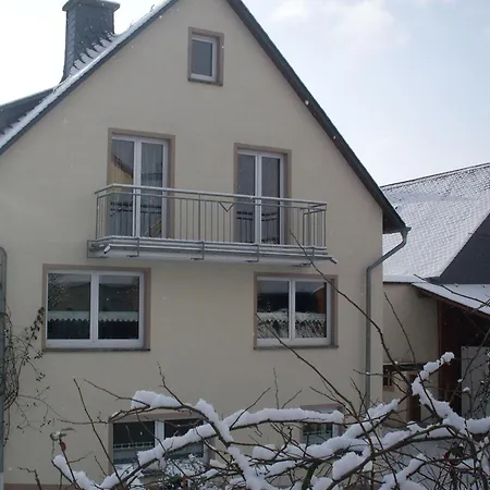 Comfortable With Garden Manderscheid