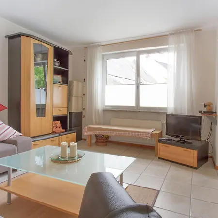 Comfortable With Garden Holiday home